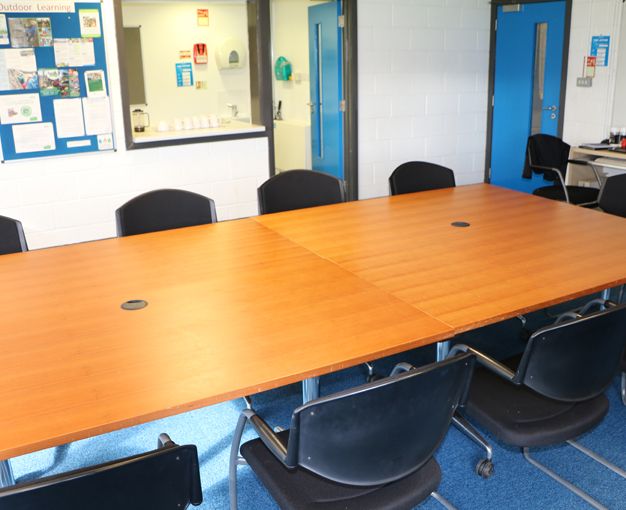 MEETING ROOM